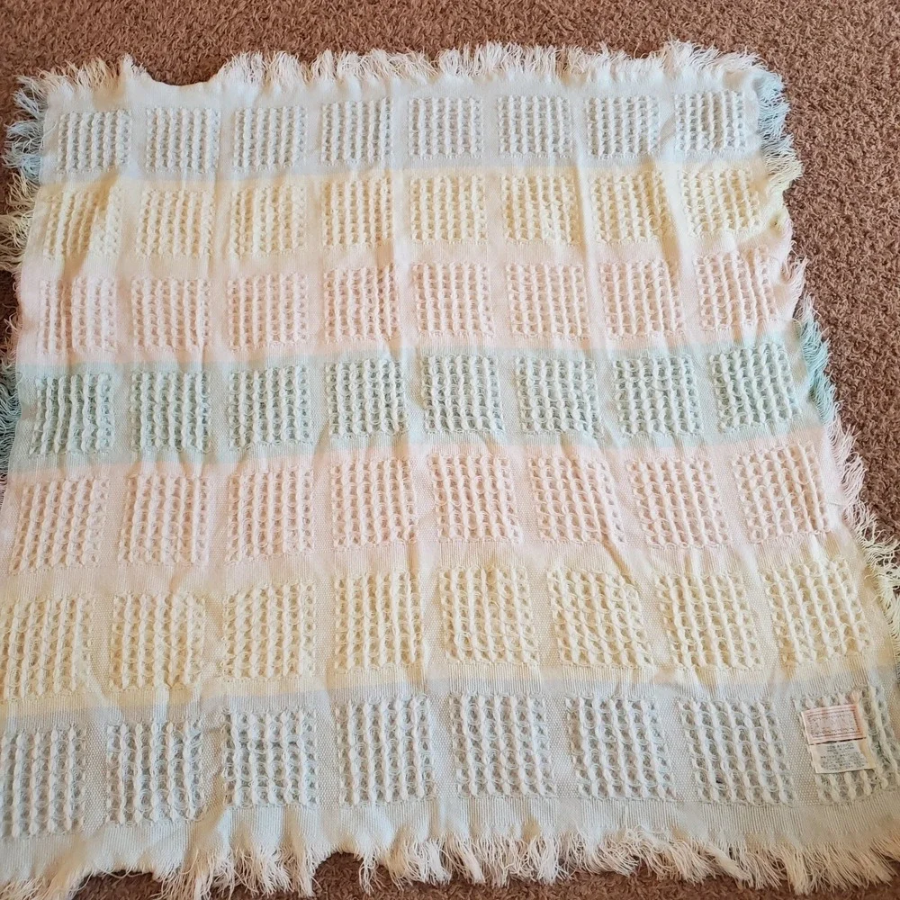 Vtg All Mine Waffle‎ Weave Baby Blanket Acrylic Made in Japan Pastel Knit